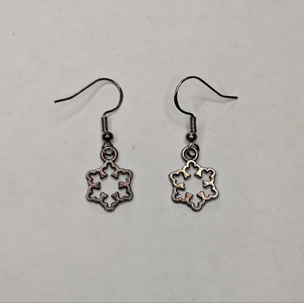 Mini Snowflake Earrings - Picture 7 of 7